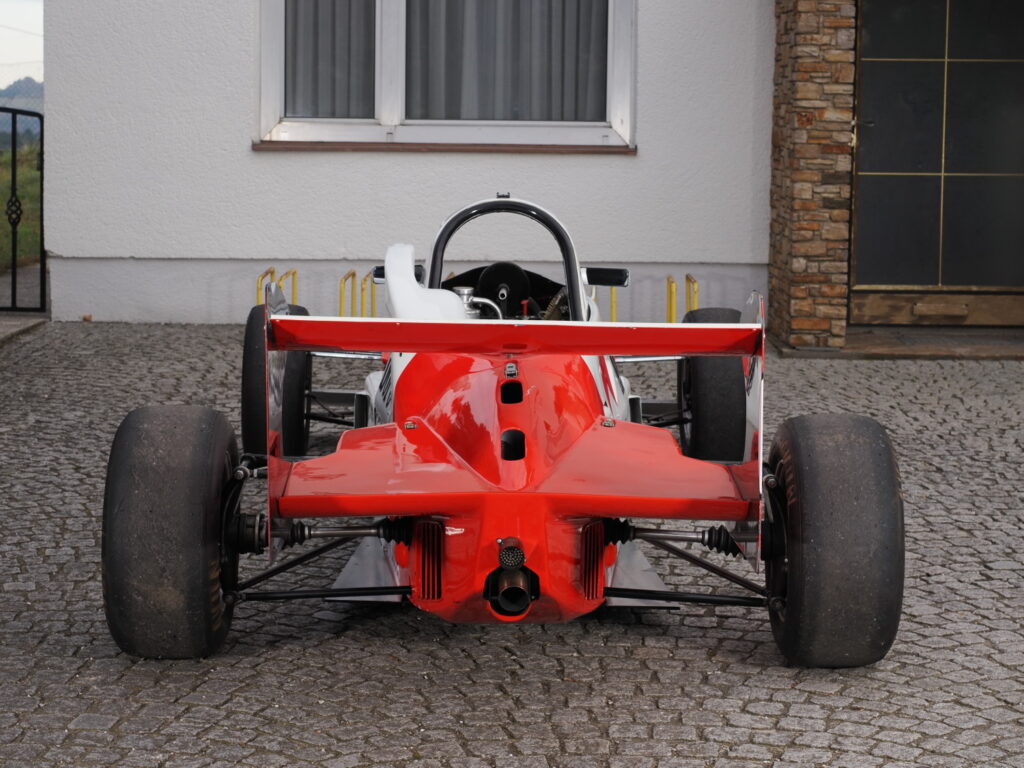 reynard 1984 formel ford 2000 cw (8)