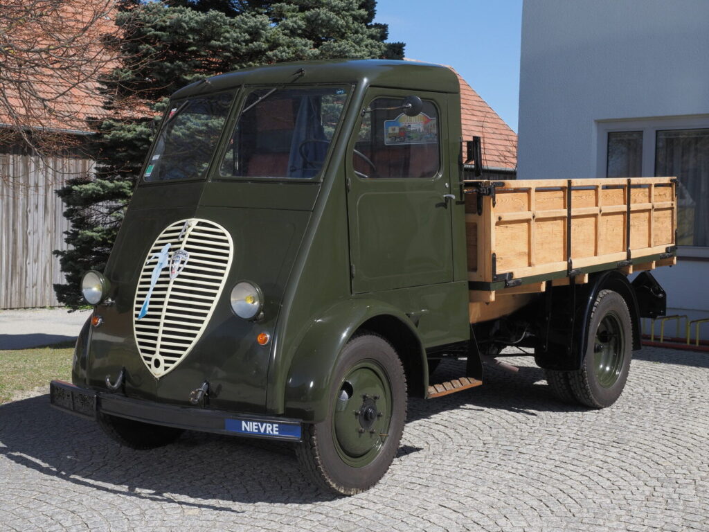 peugeot dm h 1947 (1)